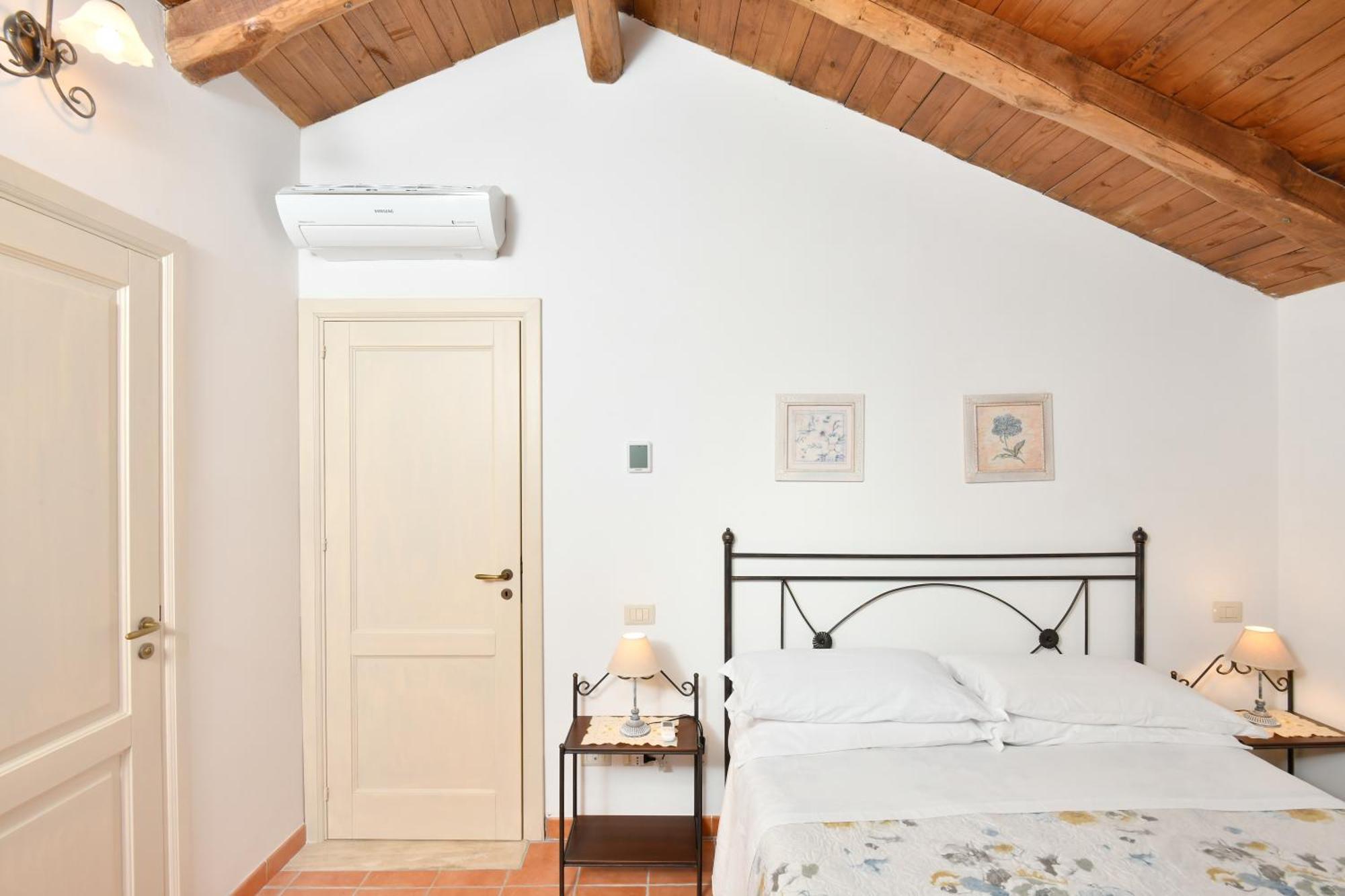 Casale Il Sauco * Santa Maria di Castellabate
